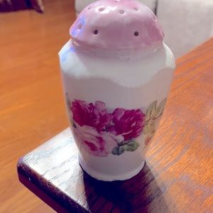 Vintage shabby chic collectible/display large powder shaker